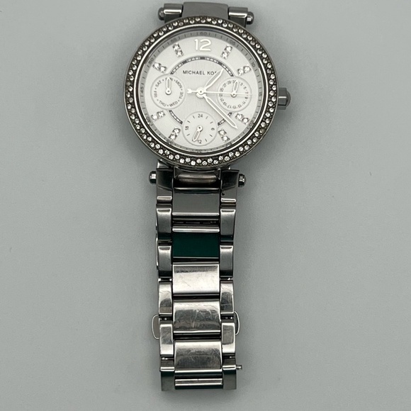 MICHAEL KORS MK5615 Silver Watch with Crystals Working & 3 Extra Links - Picture 7 of 7